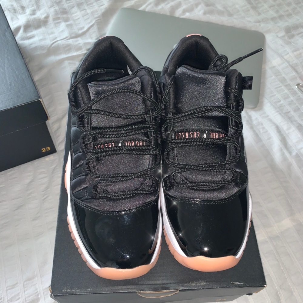 Bleached Coral White 11’s